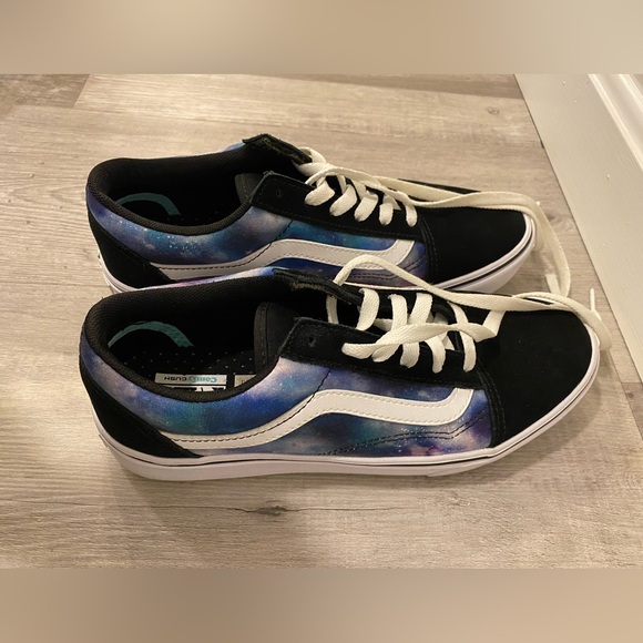 NWT VANS ComfyCush Galaxy Juniors Size 6.5 - Picture 3 of 14